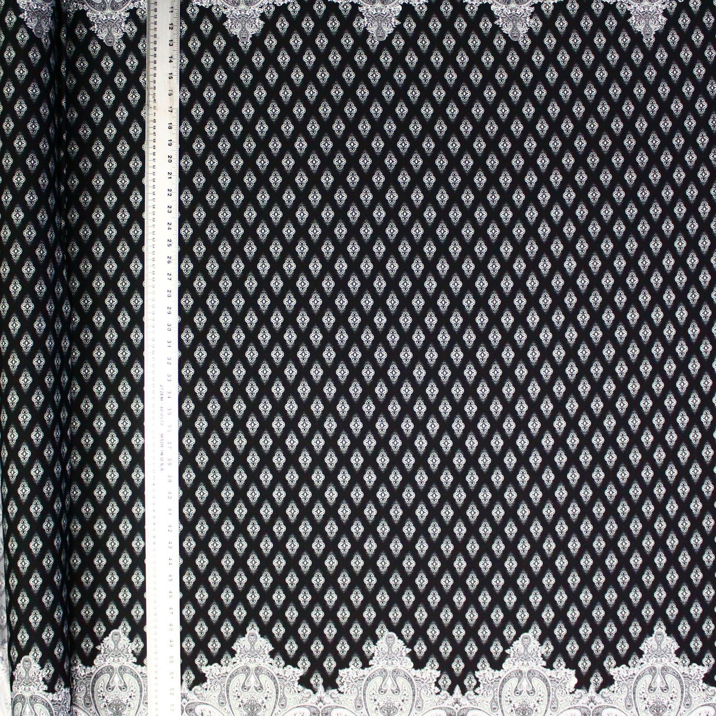 Geometric Diamonds