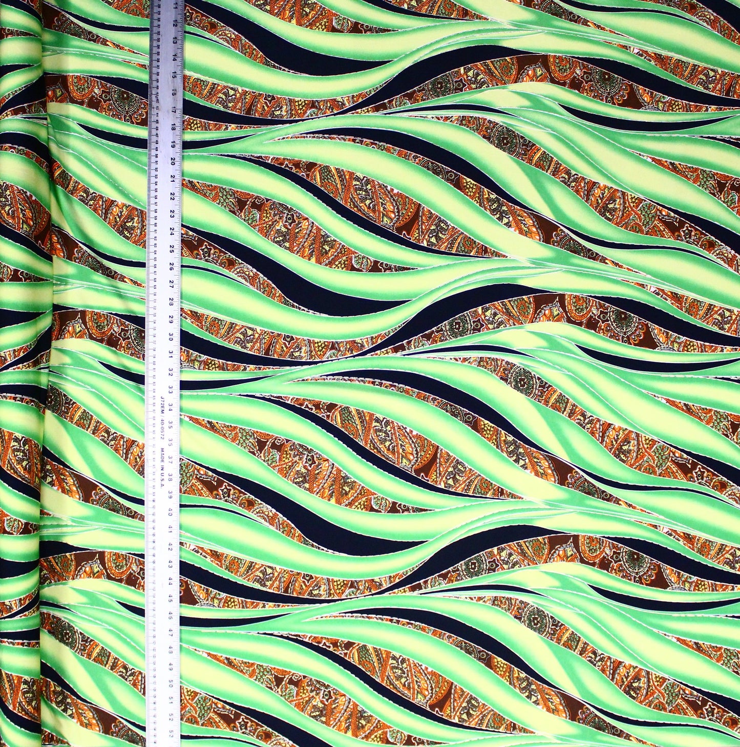 Green Waves with Paisley